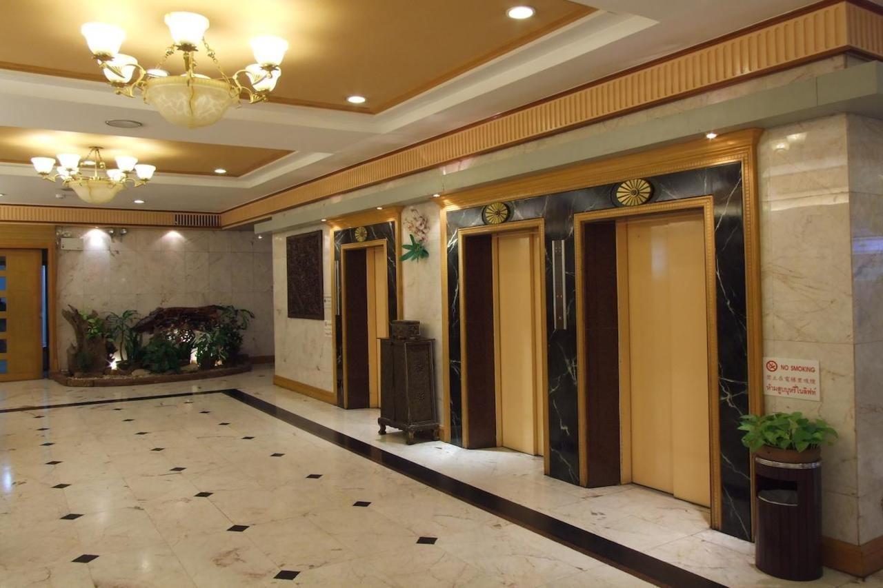 Ratchada City Hotel Bangkok Exterior foto