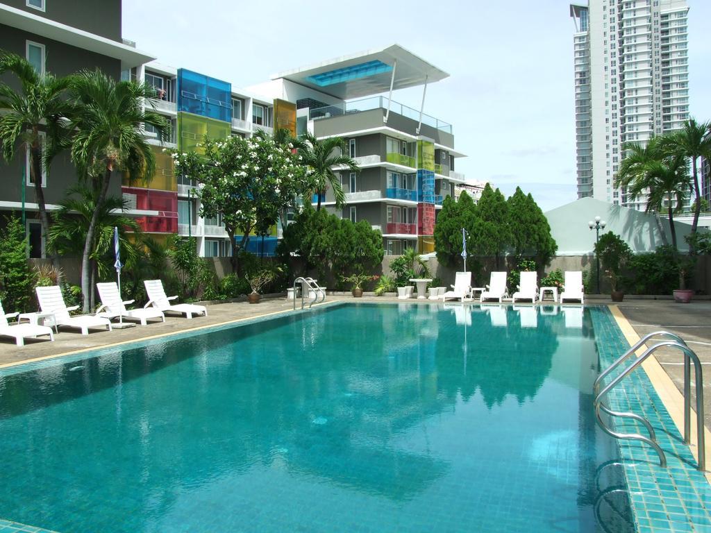 Ratchada City Hotel Bangkok Exterior foto