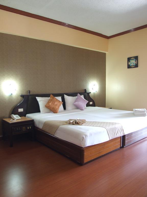 Ratchada City Hotel Bangkok Exterior foto
