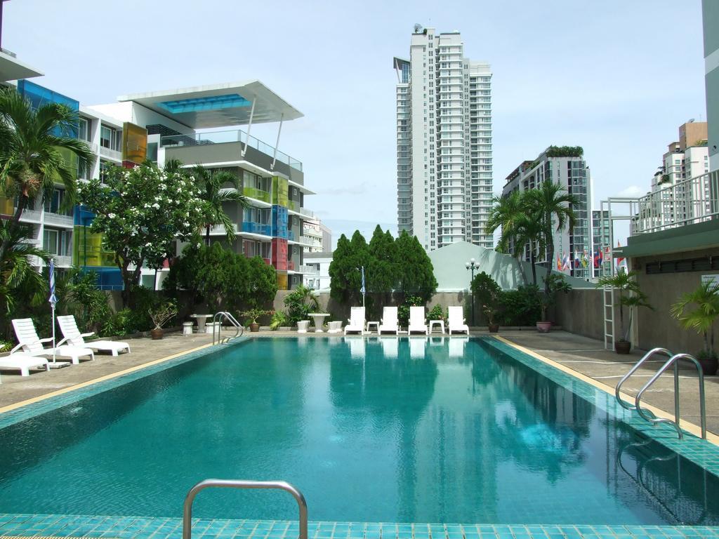 Ratchada City Hotel Bangkok Exterior foto