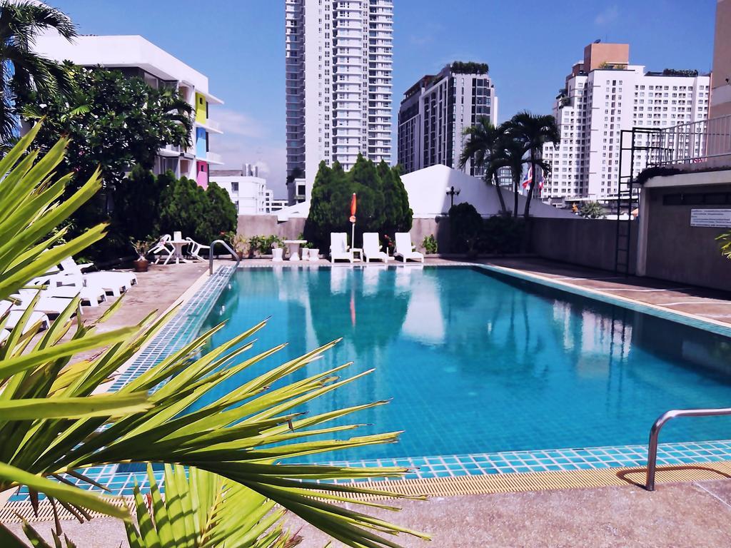 Ratchada City Hotel Bangkok Exterior foto
