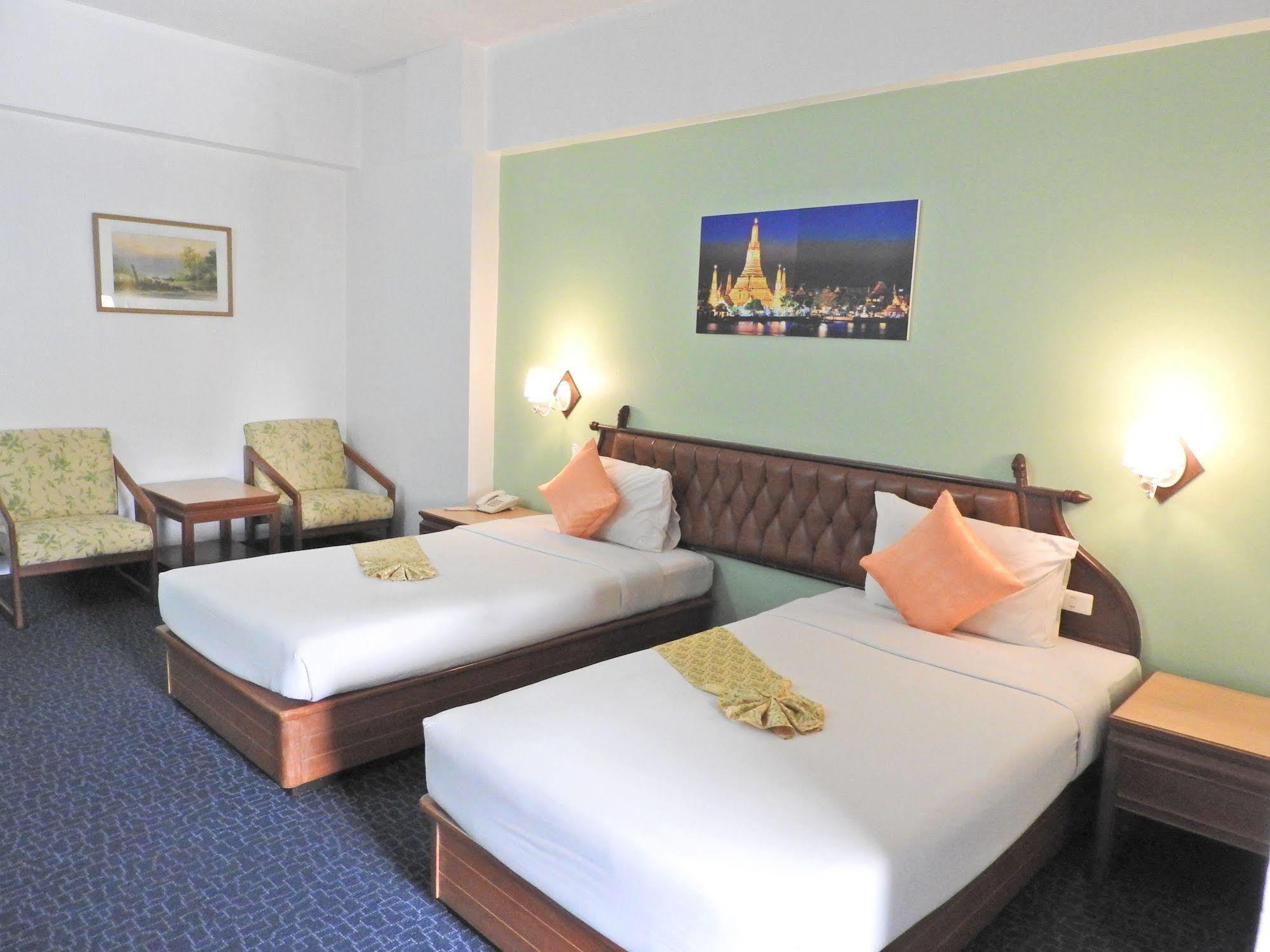 Ratchada City Hotel Bangkok Exterior foto